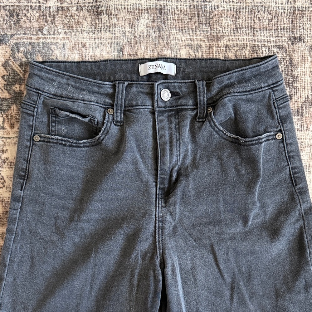 Zenana Outfitters Charcoal Flare Jeans - Picture 2 of 6